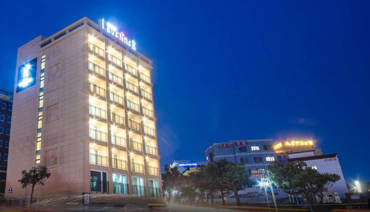 Jeju Lavender Hotel Сеогвипо Екстериор снимка